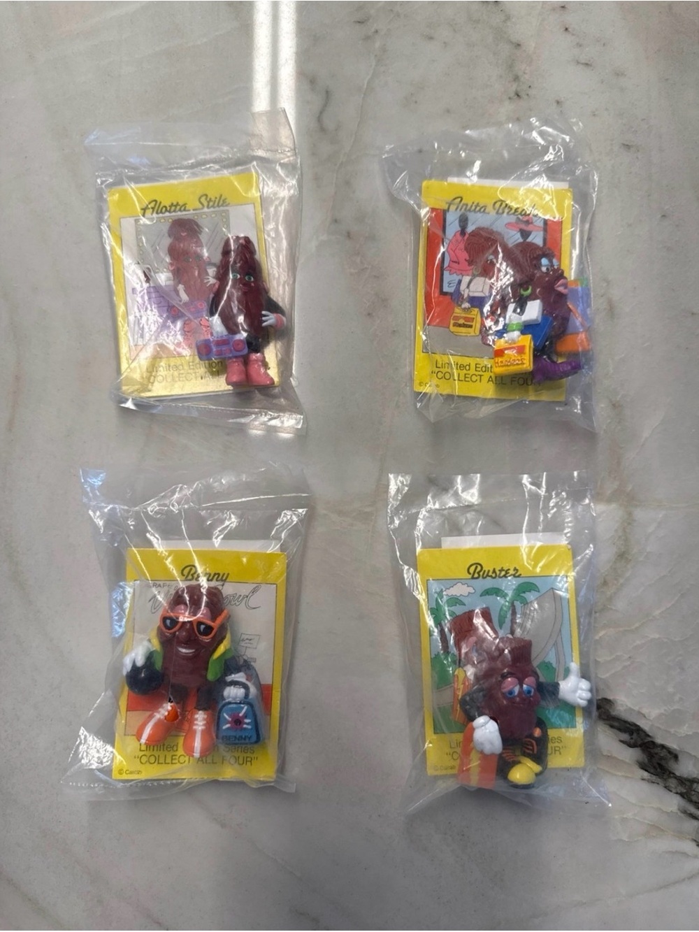 Complete Set 4 Vintage 1991 California Raisins Hardee’s Series 4 Sealed w/Cards